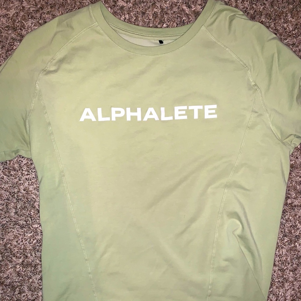Alphalete Velocity Performance Shirt Size L